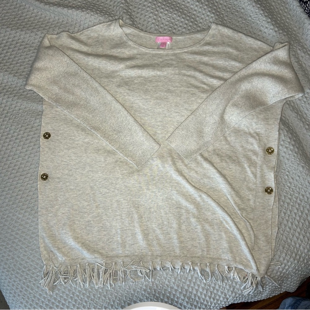 Lilly Pulitzer Women's L Ramona Tassel Fringe Side Button Pullover Sweater Gray - Picture 2 of 3